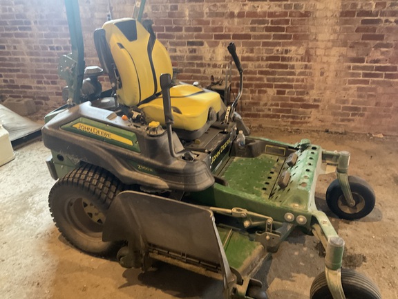 Photo of 2022 John Deere Z950R