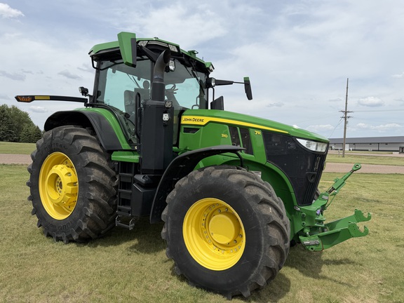  John Deere 7R 310