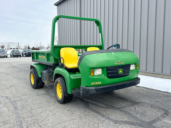 2015 John-Deere 2020A