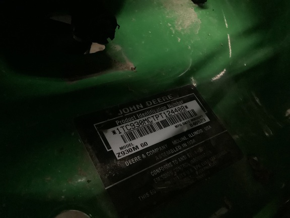 Photo of 2023 John Deere Z930M