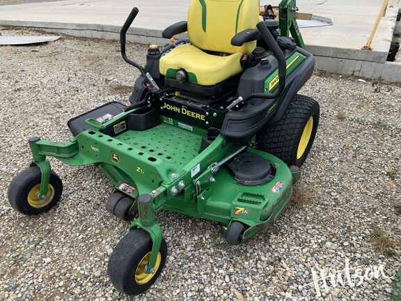 Photo of 2023 John Deere Z930M