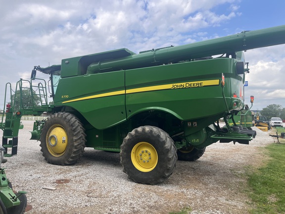 2023 John Deere S770