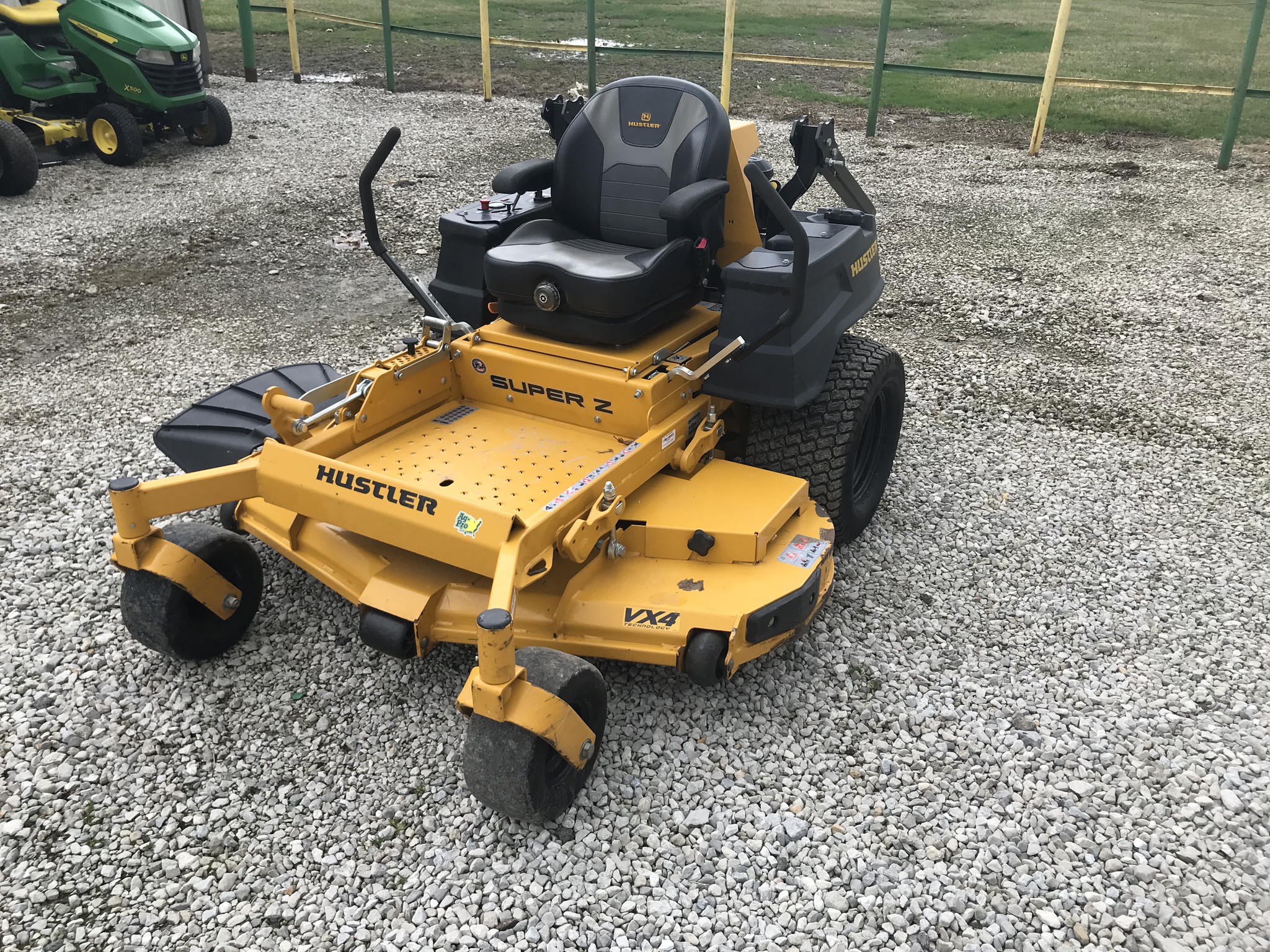 2021 Hustler Super Z FX1000 Image 2