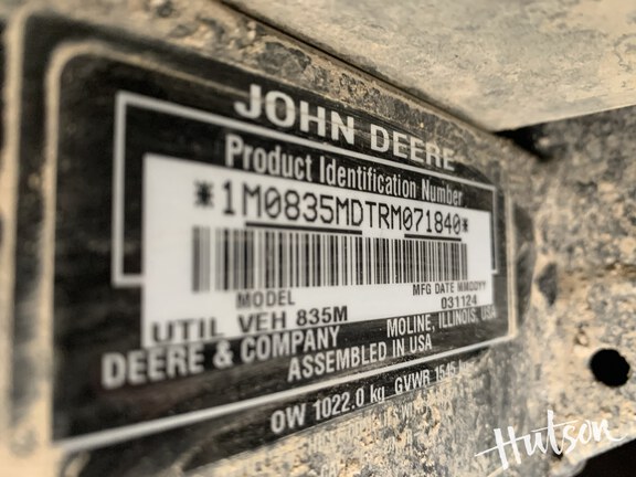 Photo of 2024 John Deere XUV 835M