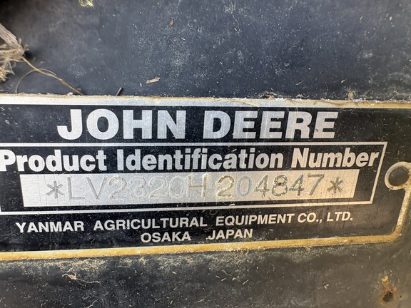 Photo of 2007 John Deere 2320