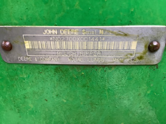 Photo of 2003 John Deere 2700