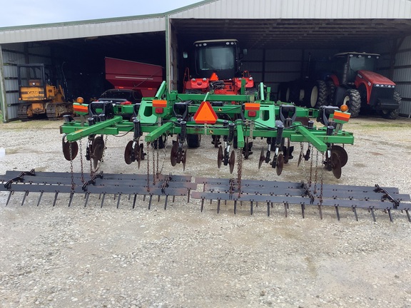 Photo of 2003 John Deere 2700