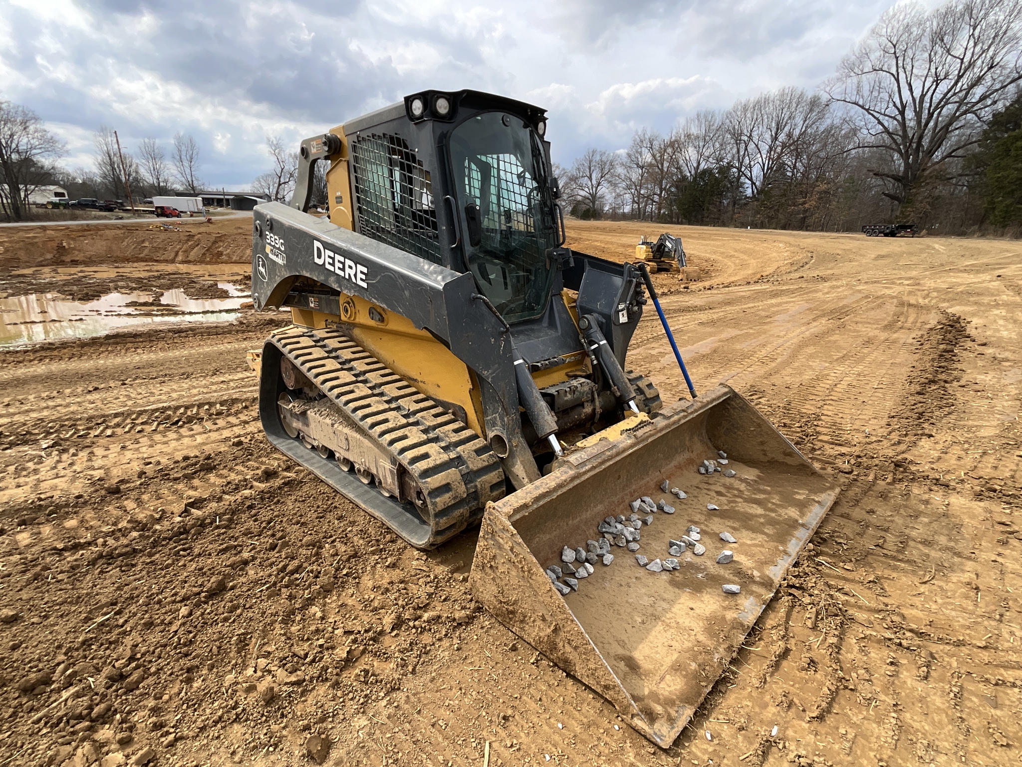 2019 John Deere 333G