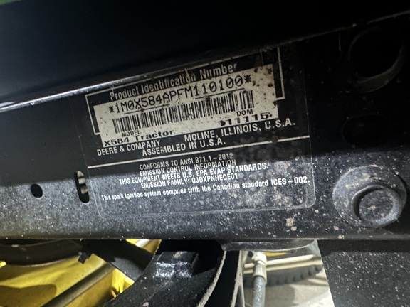 2016 John Deere X584 - Photo10