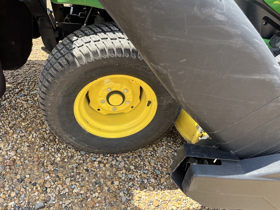 2016 John Deere X584 - Photo13