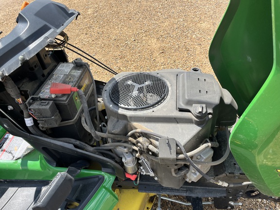 2016 John Deere X584 - Photo18