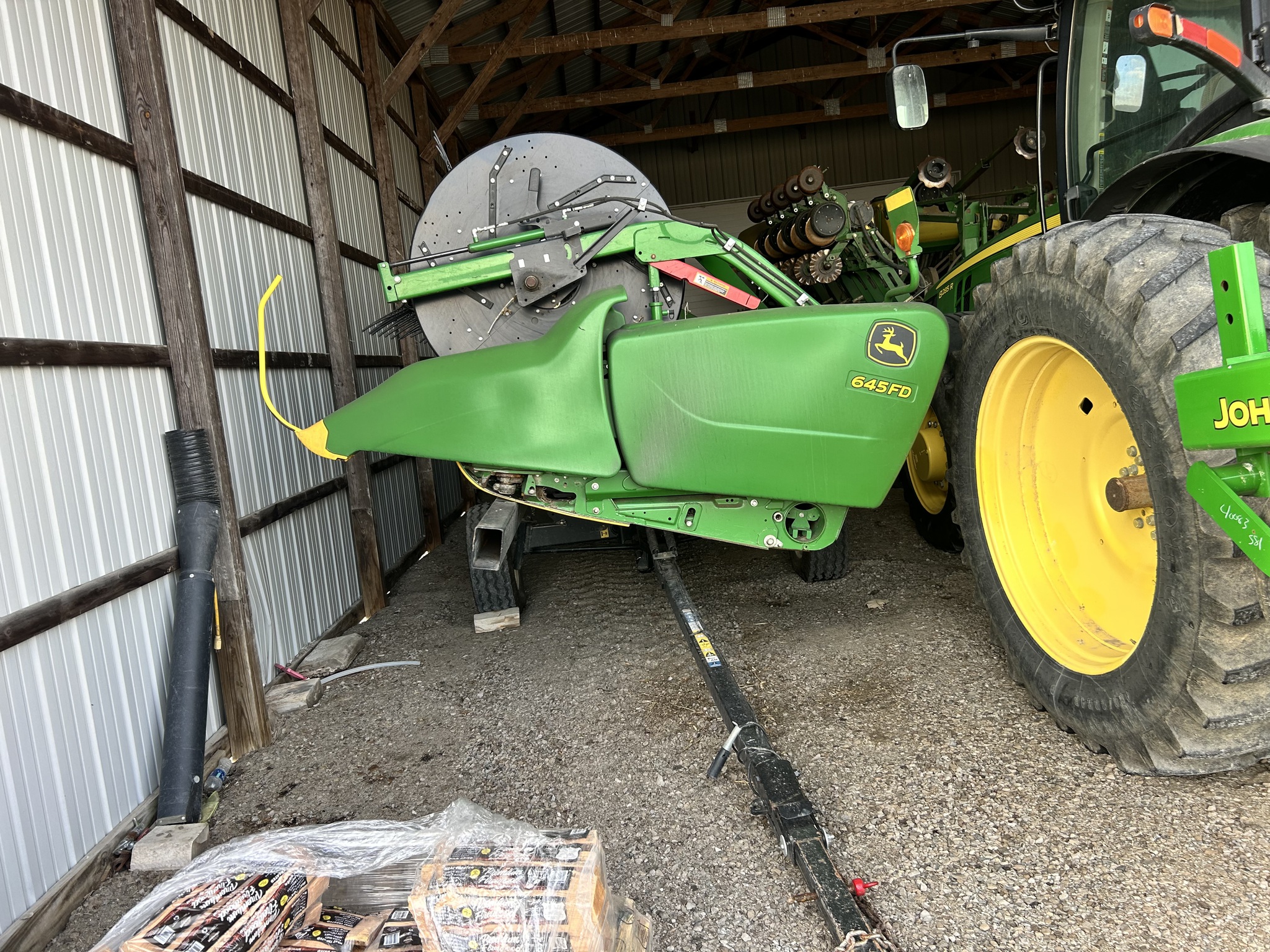 2016 John Deere 645FD Image 1