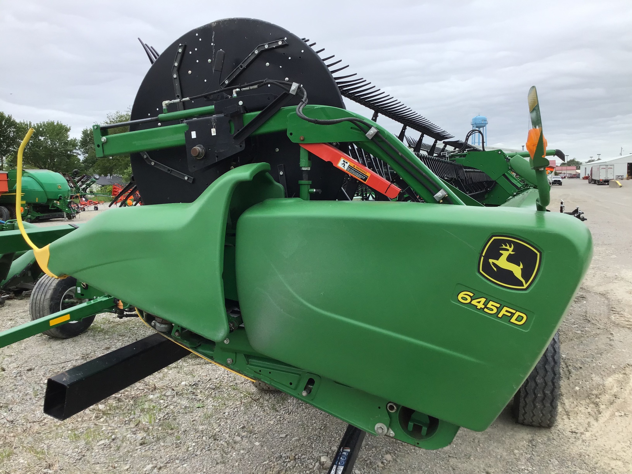 2016 John Deere 645FD Image 2