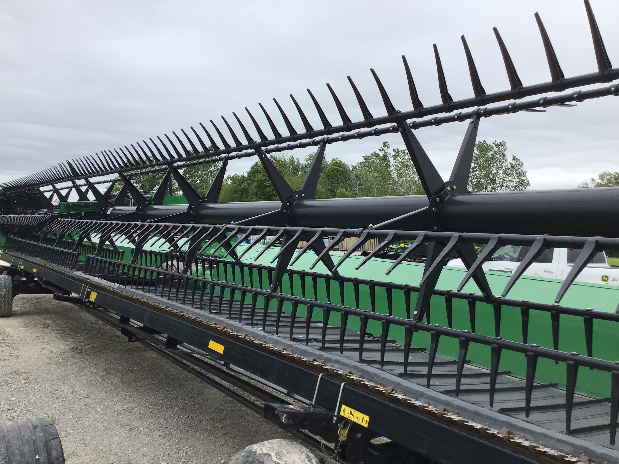 2016 John Deere 645FD Image 13