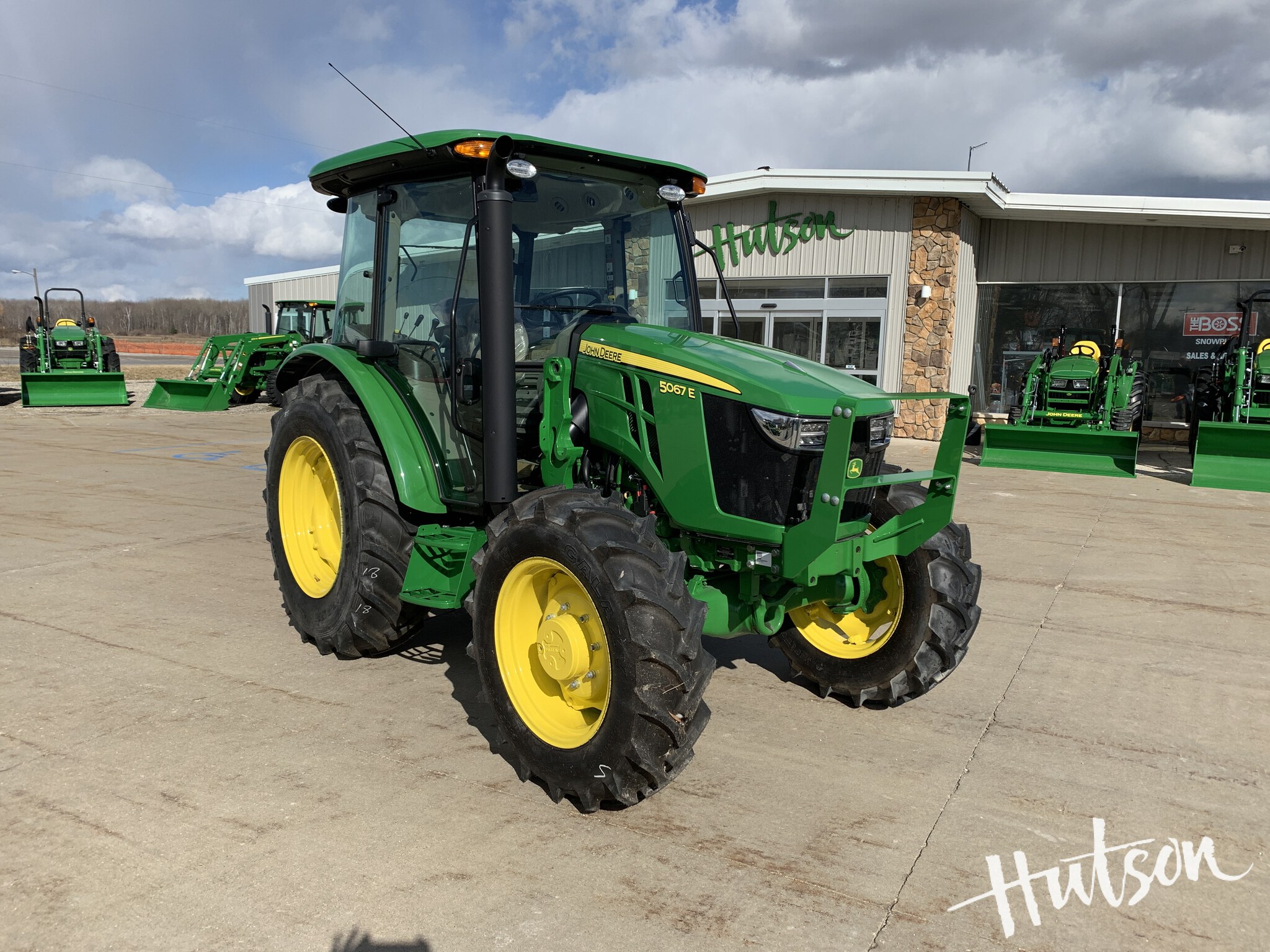 2025 John Deere 5067E