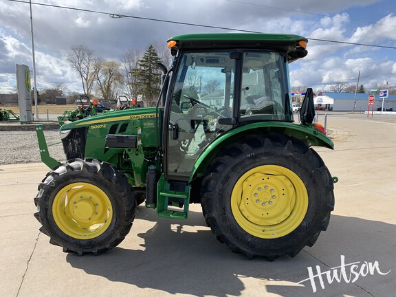 Photo of 2025 John Deere 5067E