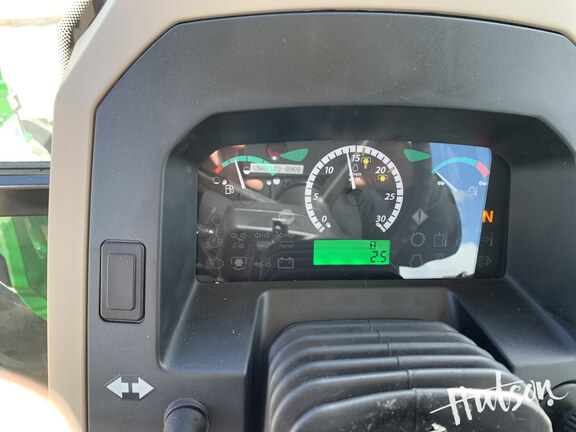 Photo of 2025 John Deere 5067E