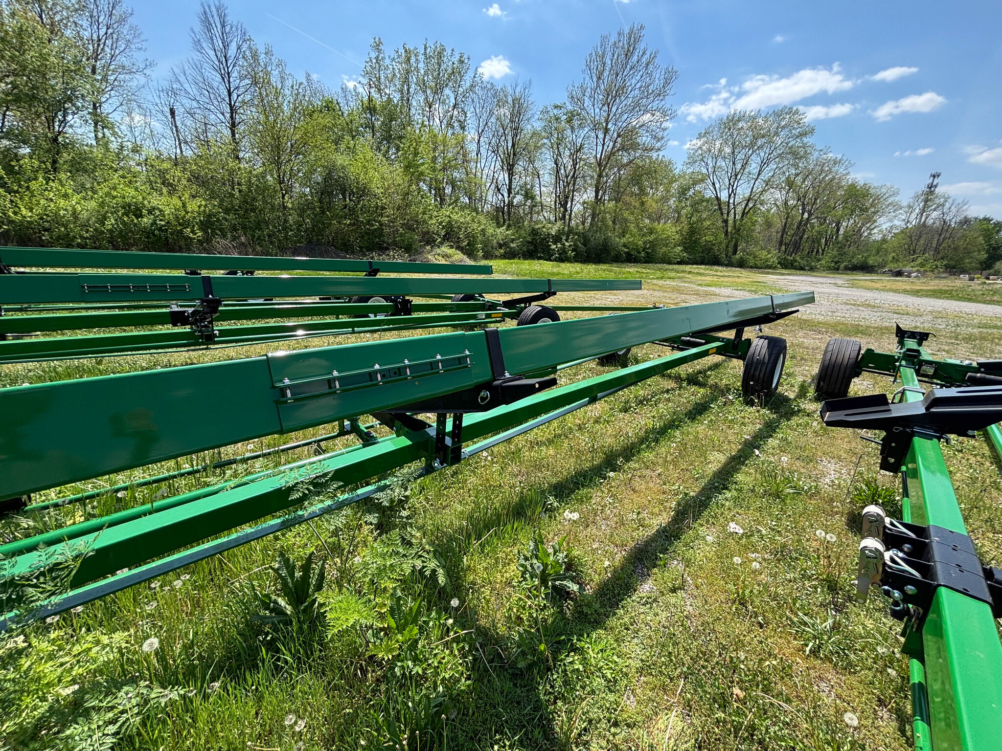 Used -- Unverferth AWS-48 Header carts at Koenig Equipment in Knightstown, IN - PhotoXL4