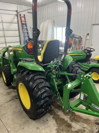Photo of 2014 John Deere 3039R