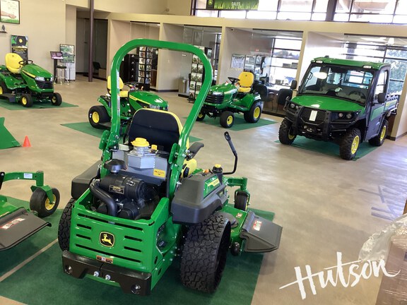 Photo of 2025 John Deere Z965R