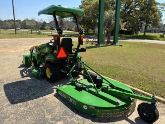 2025 John Deere 1025R Photo 2