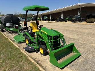 2025 John Deere 1025R Photo 3
