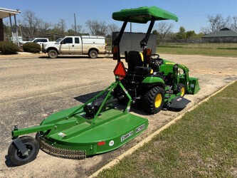 2025 John Deere 1025R Photo 5