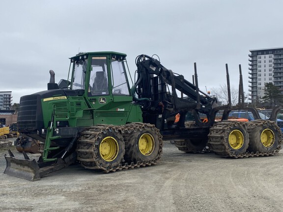 Photo of a 2019 John Deere 1210G