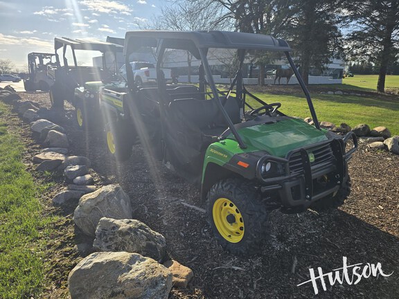 Photo of 2025 John Deere XUV 825M