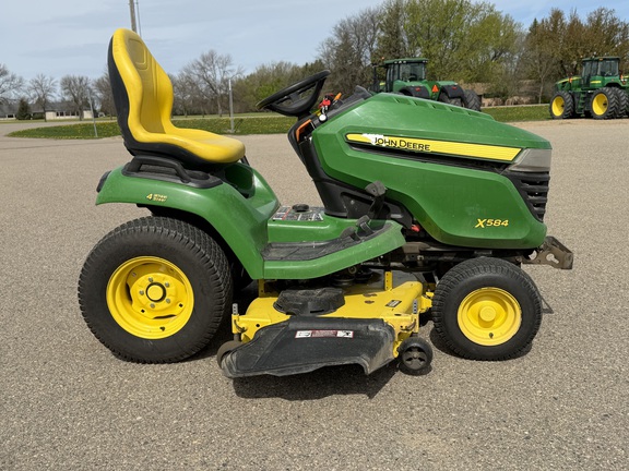 2017 John Deere X584 - Photo2