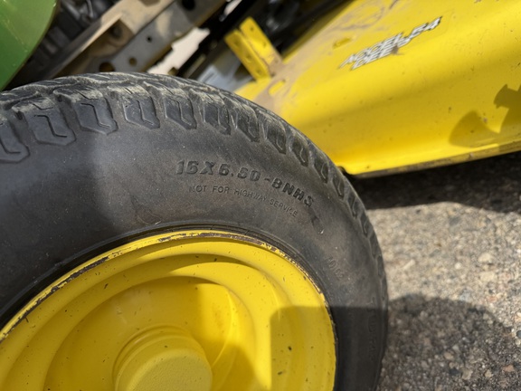2017 John Deere X584 - Photo9
