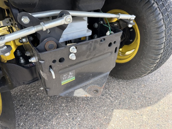 2017 John Deere X584 - Photo15
