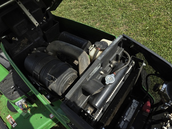 2015 John Deere 1025R