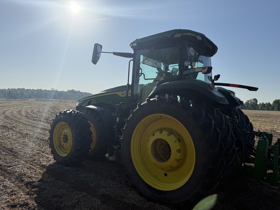 Photo of 2024 John Deere 8R 410