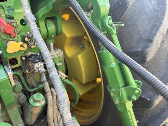Photo of 2024 John Deere 8R 410