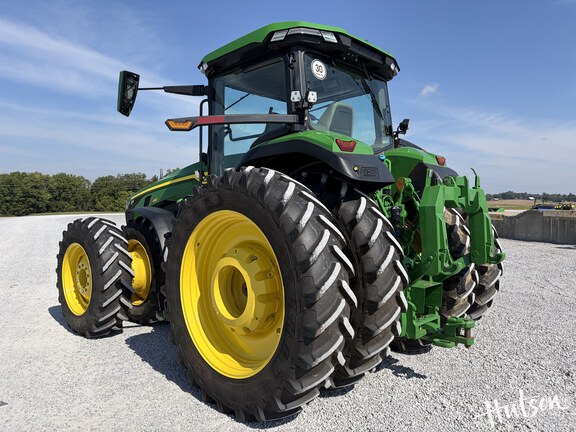 Photo of 2024 John Deere 8R 410