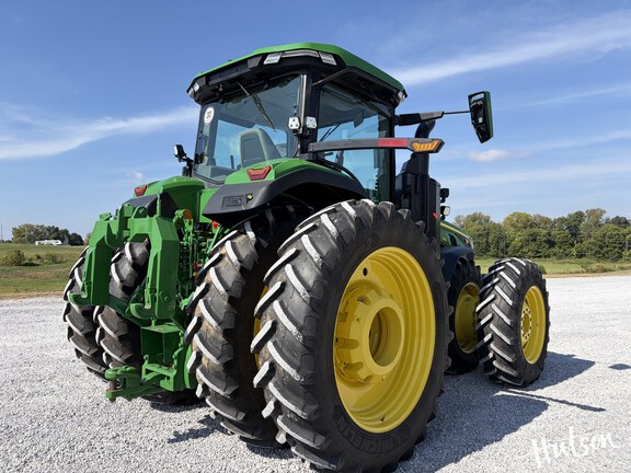 Photo of 2024 John Deere 8R 410