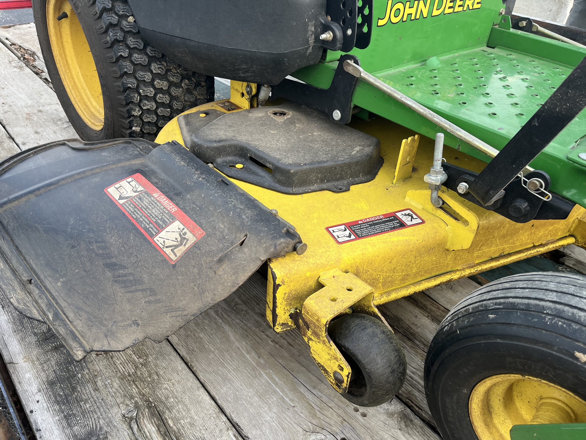 2012 John Deere Z655 Image 4