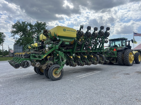 Photo of 2024 John Deere 1795