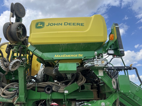 Photo of 2024 John Deere 1795