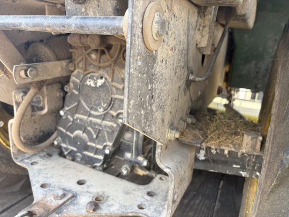 Photo of 1995 John Deere 445