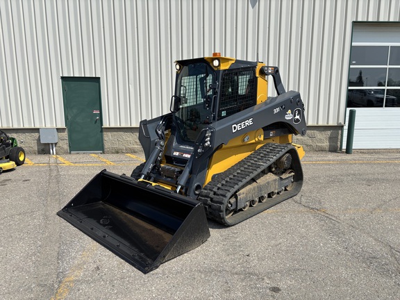 John Deere 331 P