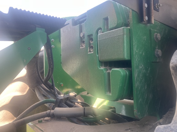 Photo of 2013 John Deere 9560R