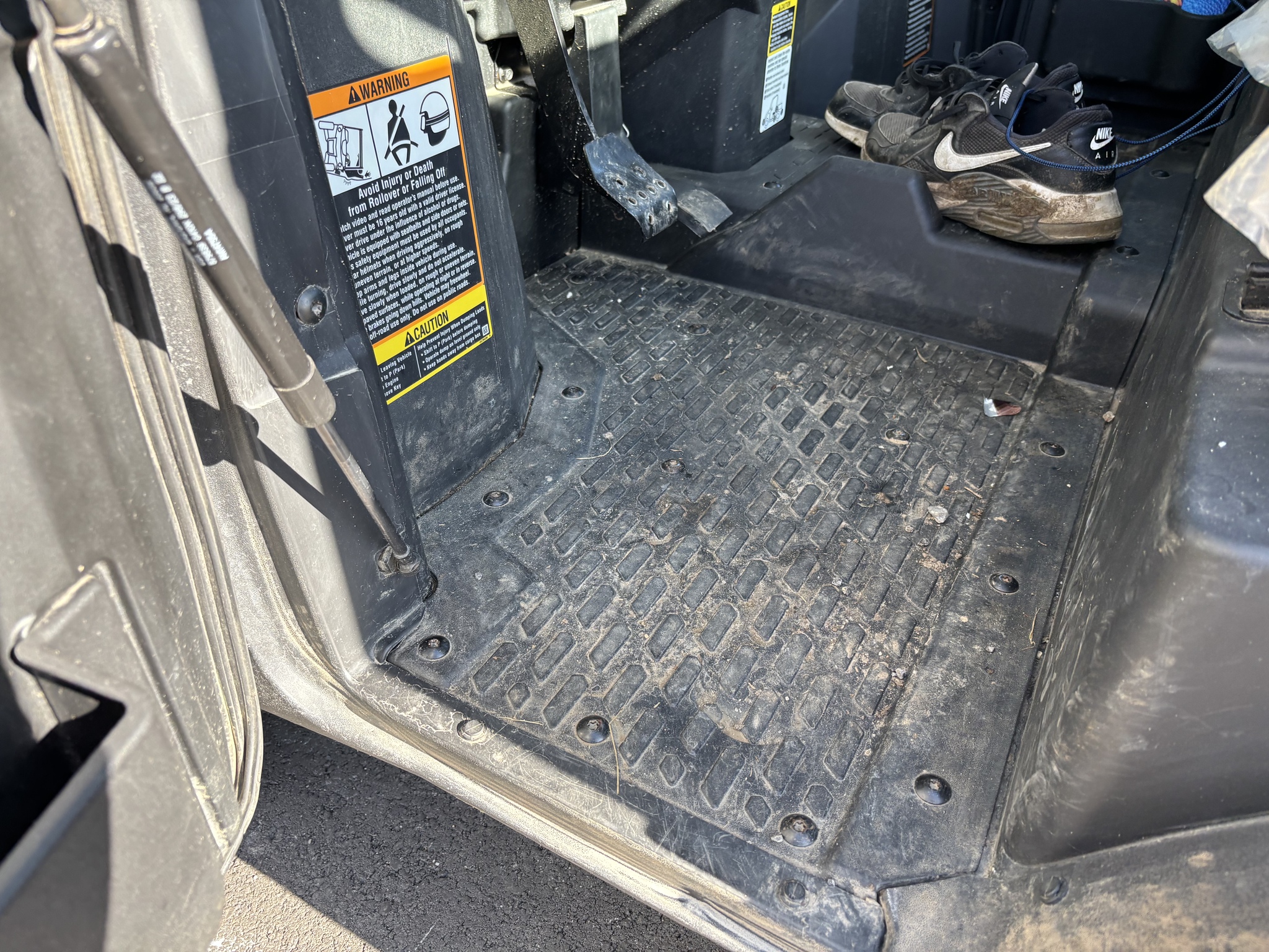 Used 2025 John Deere XUV 835M ATVs & Gators at Koenig Equipment in Knightstown, IN - PhotoXL12
