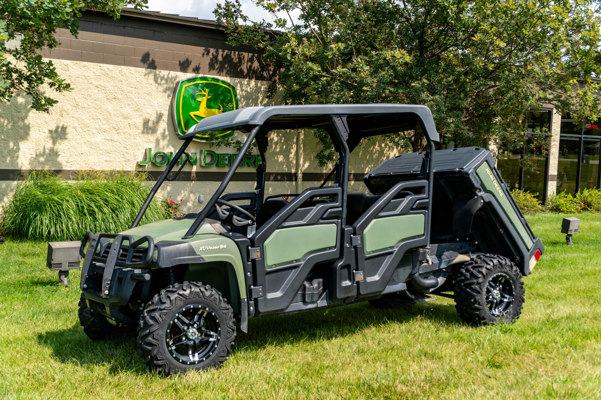 Used 2020 John Deere XUV 825M S4 ATVs & Gators at Koenig Equipment in Tipp City, OH - PhotoXL20