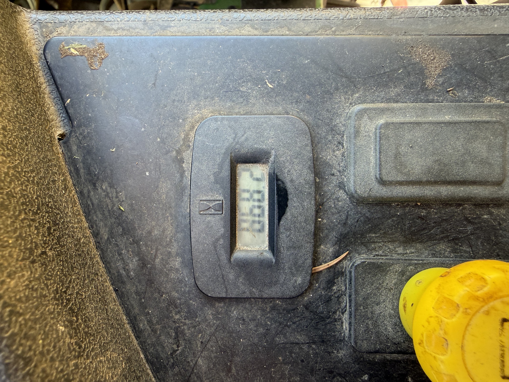 2012 John Deere Z425 Image 8