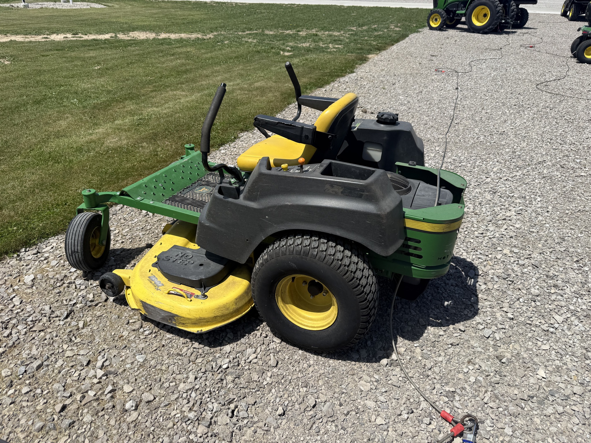 2012 John Deere Z425 Image 4
