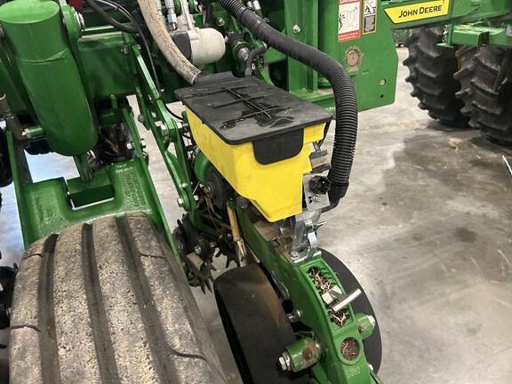 2024 John Deere 1775NT (7th thumbnail)
