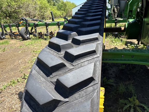 Used 2023 John Deere 8RT 370 Track Tractors at Koenig Equipment in Urbana, OH - Photo14