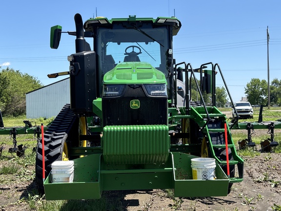 Used 2023 John Deere 8RT 370 Track Tractors at Koenig Equipment in Urbana, OH - Photo3